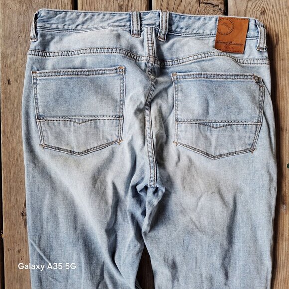 Tommy Bahama Mens Light Wash Straight Leg Jeans Classic Distressed 32/32 - Picture 6 of 10